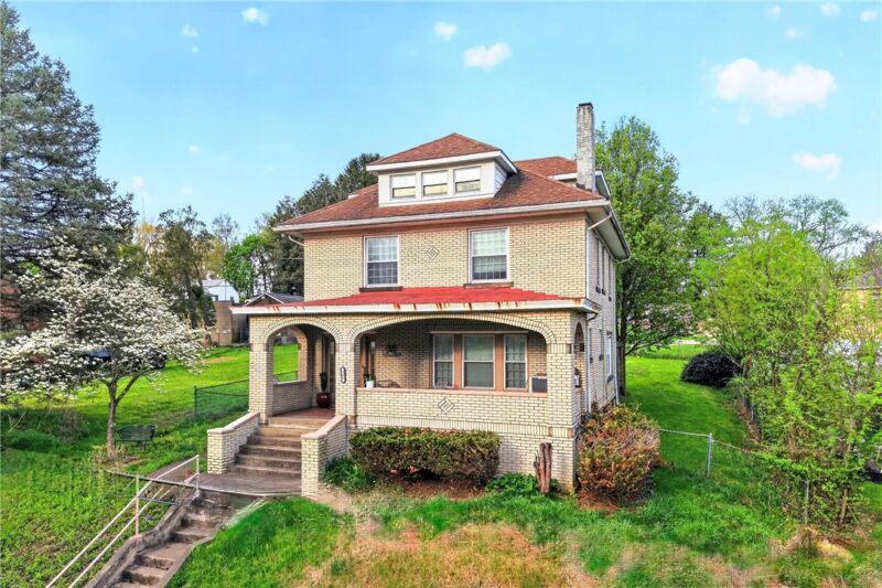 222 Union St — photo 2