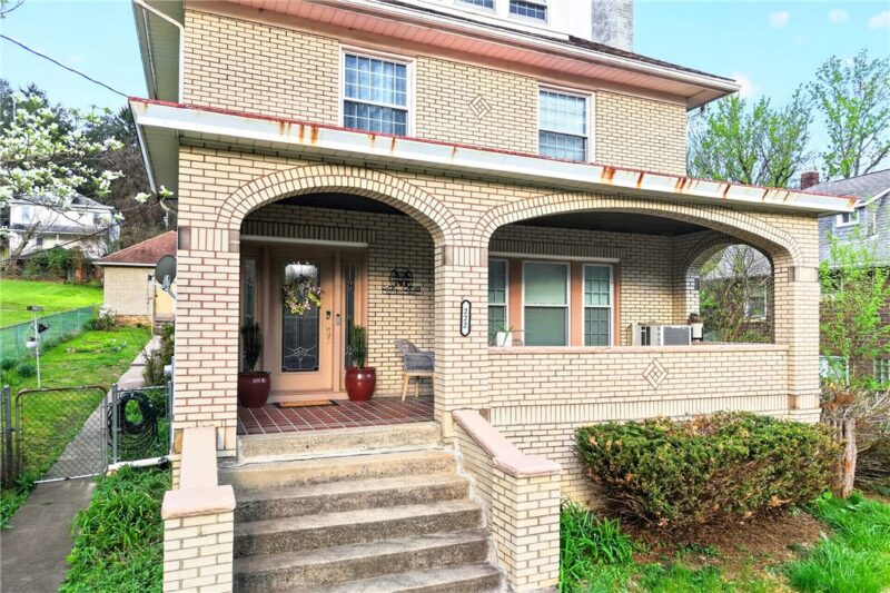 222 Union St — photo 3