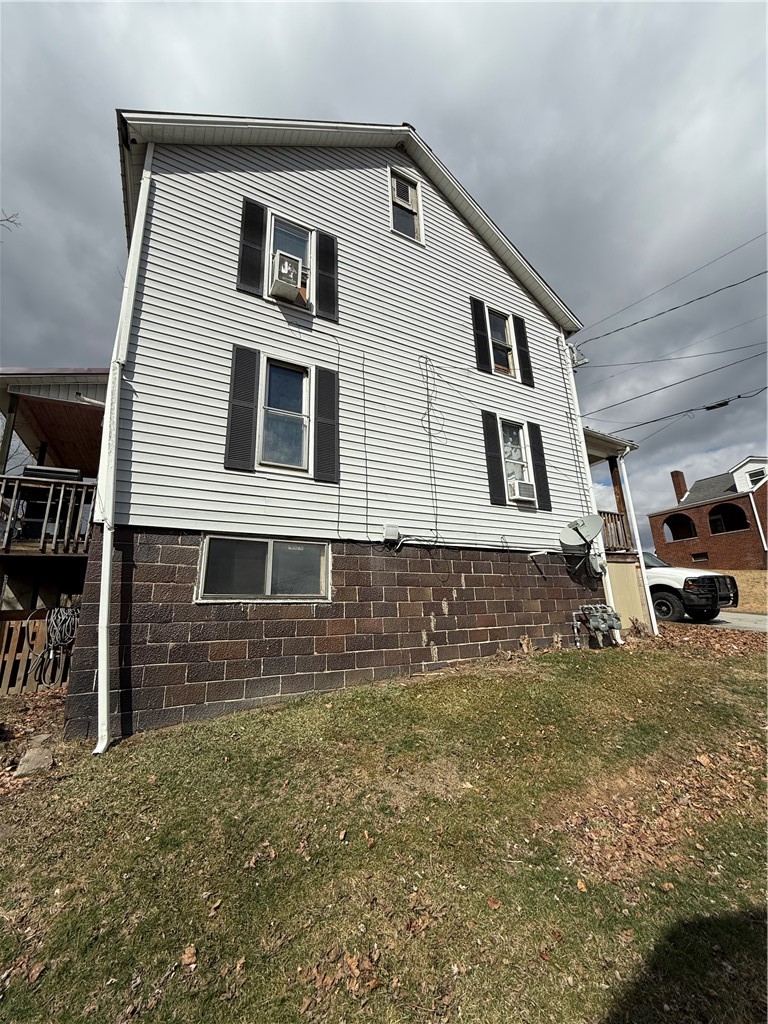 473 Ellsworth St — photo 4