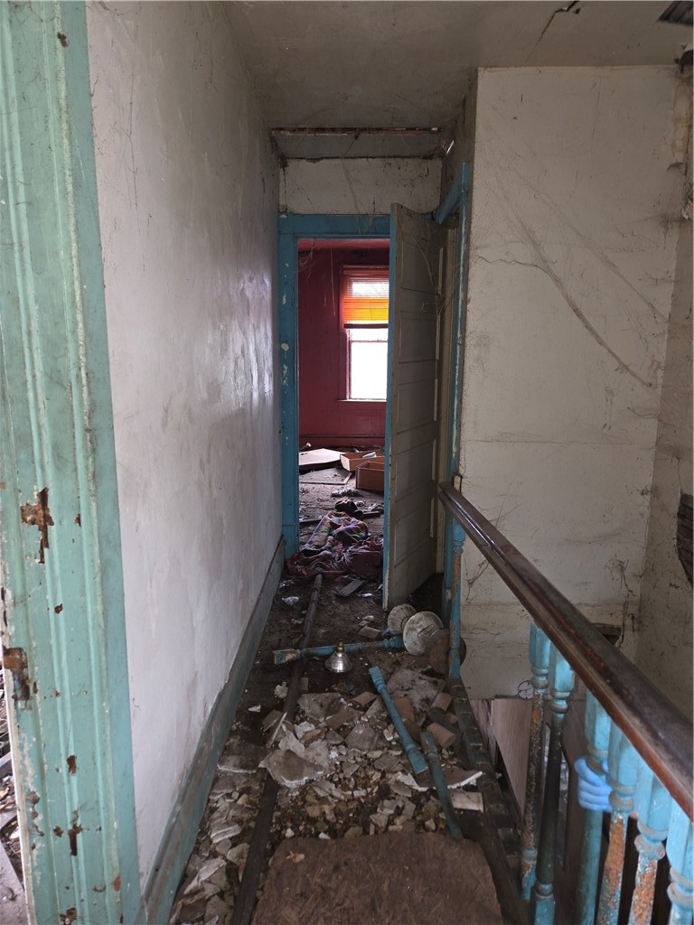 1740 Wesley St — photo 3