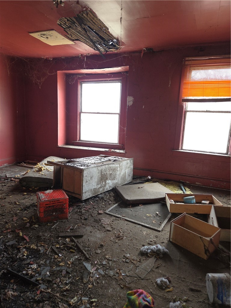 1740 Wesley St — photo 4