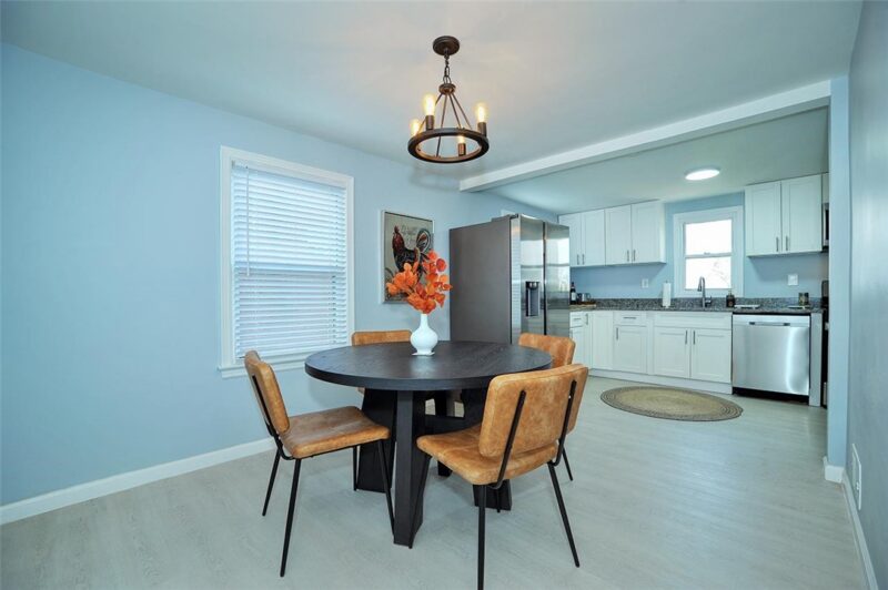 2131 Lindsay Road ROAD — photo 2