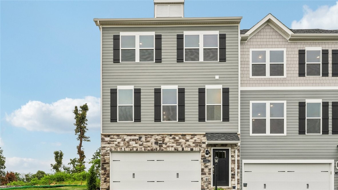 142 River Ridge Drive — photo 1