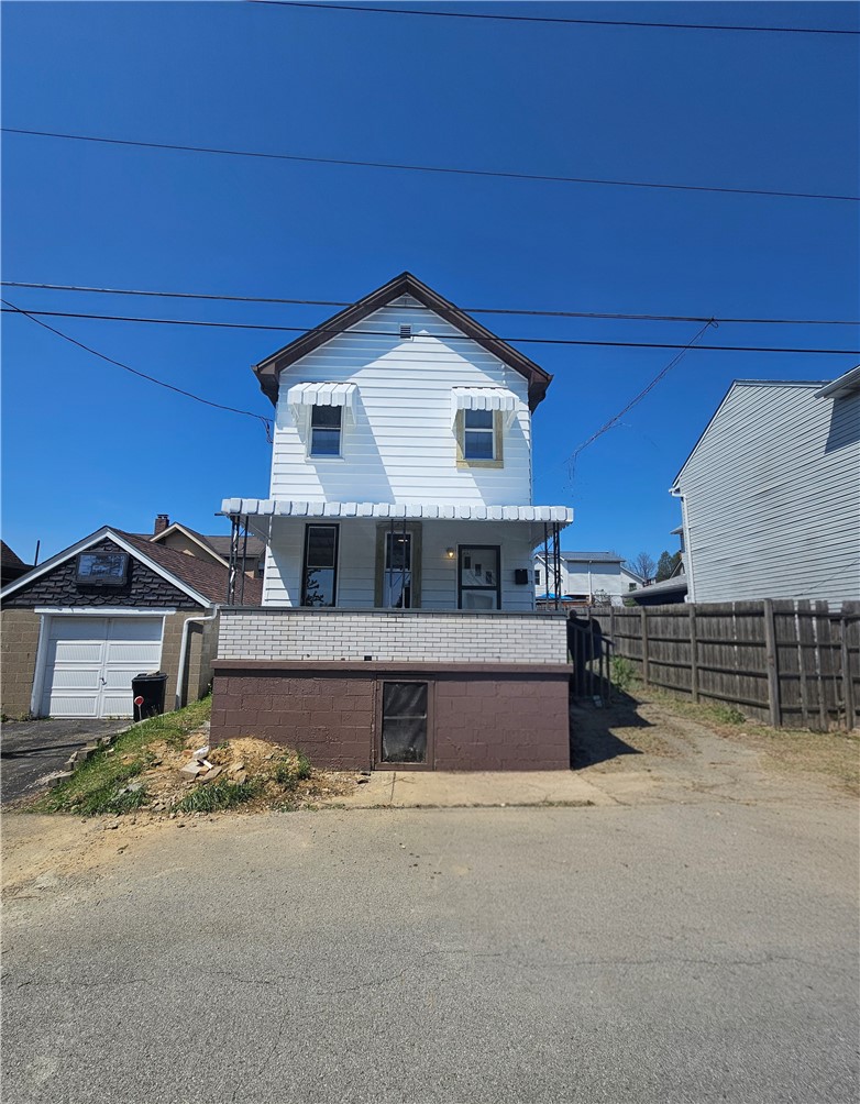 807 Hazlett Ave — photo 2