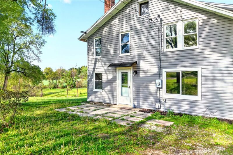 127 Rose Rd — photo 4