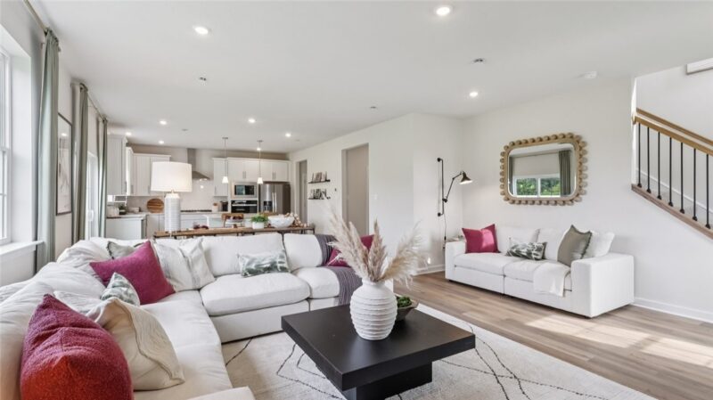 186 Laurel Hills Dr — photo 5