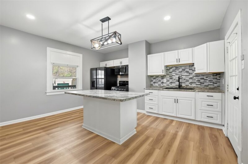 1014 McLaughlin Run — photo 2