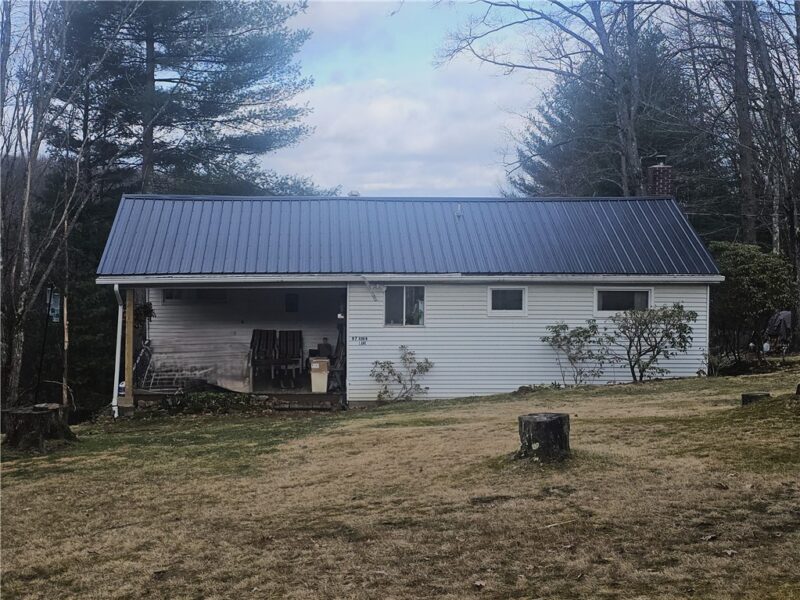 97 Robin Ln — photo 2