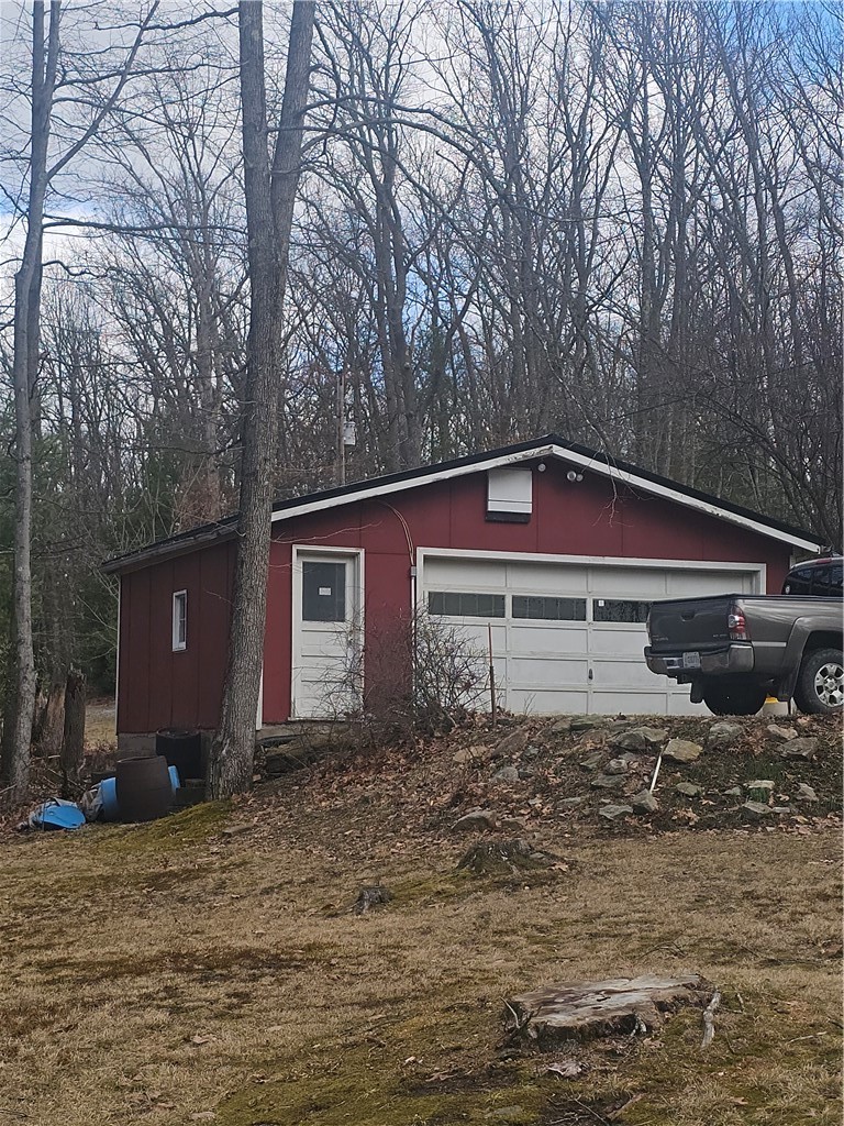 97 Robin Ln — photo 6