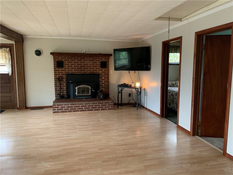 97 Robin Ln — photo 7