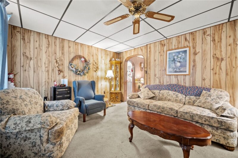 226 Elm St — photo 4
