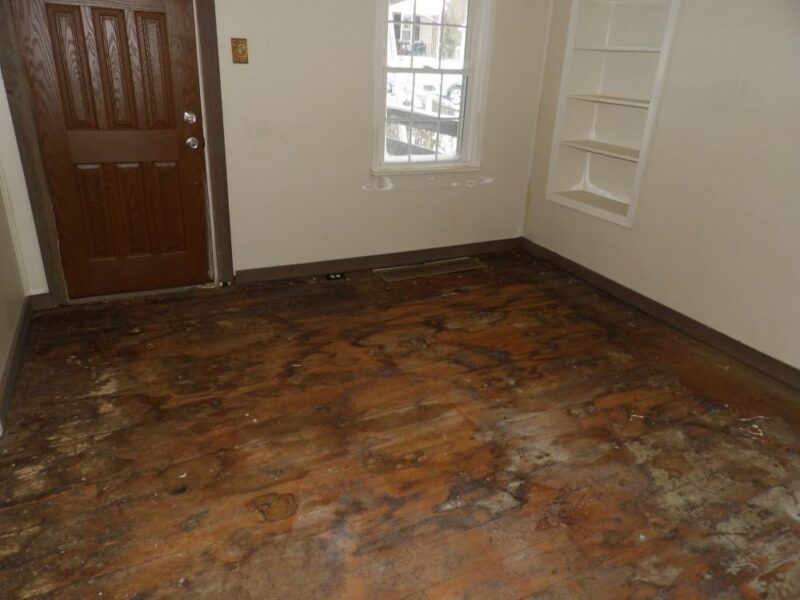 2708 5th Ave — photo 2