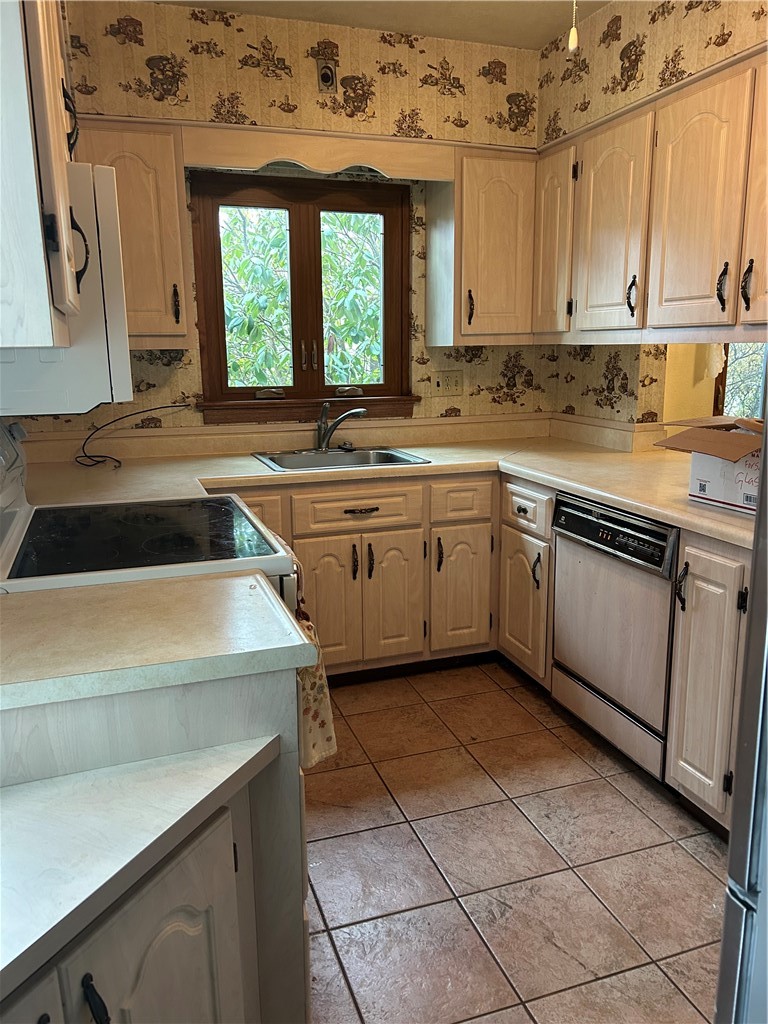 1117 Schweitzer — photo 8