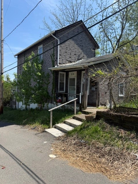 218 Florien St — photo 1