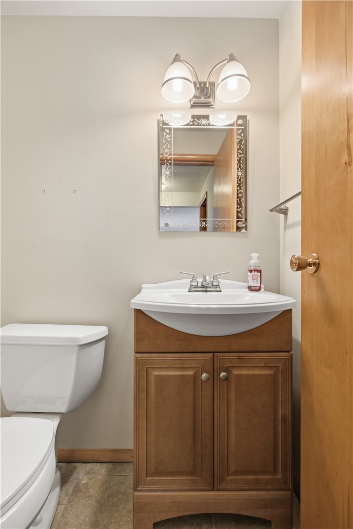 20 Greenwood Rd — photo 3