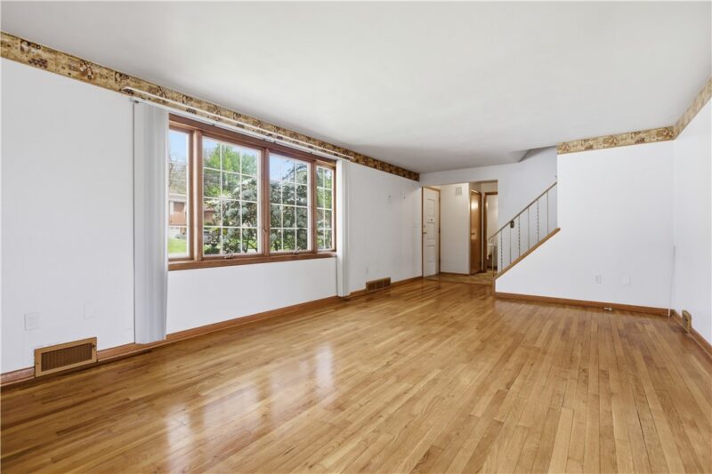 20 Greenwood Rd — photo 7