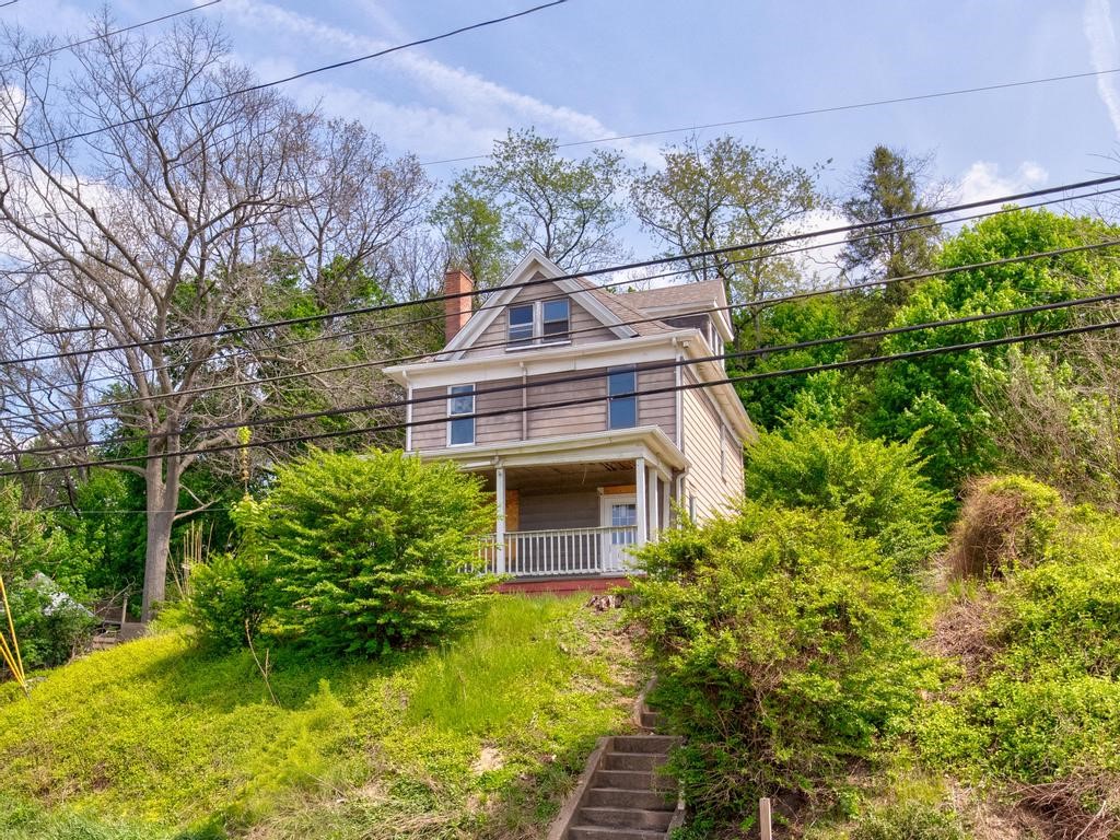 645 Virginia Ave — photo 1