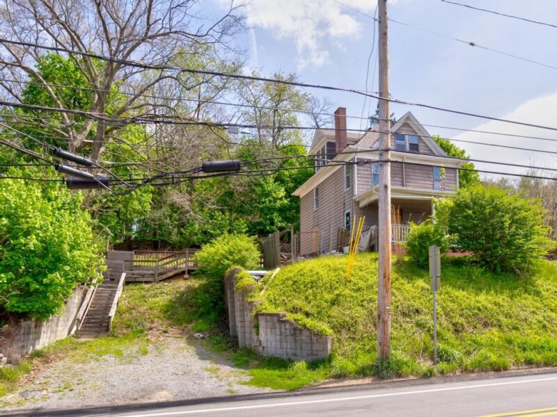 645 Virginia Ave — photo 2