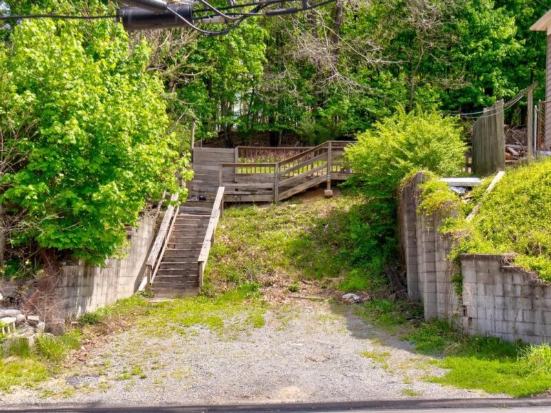 645 Virginia Ave — photo 3