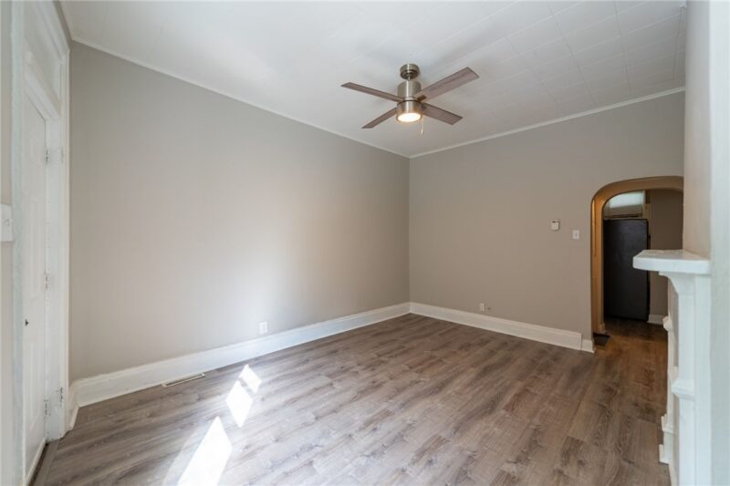 3144 1/2 McClure Ave — photo 2