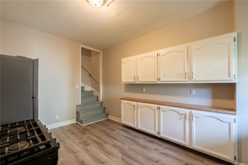 3144 1/2 McClure Ave — photo 6