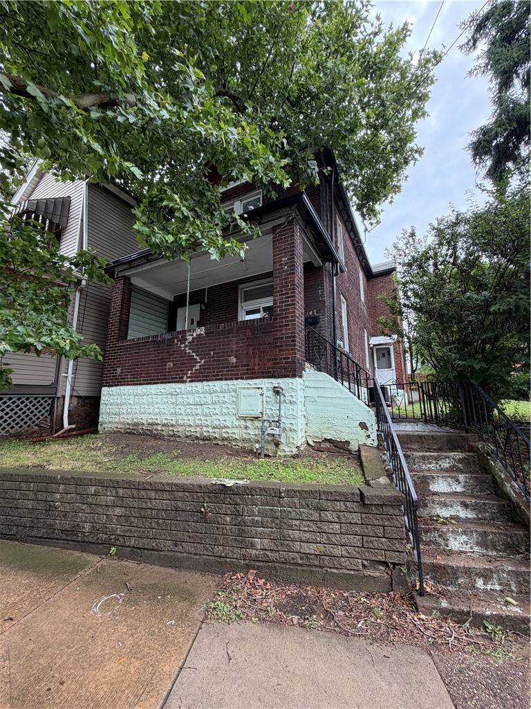 147 Auriles St — photo 1