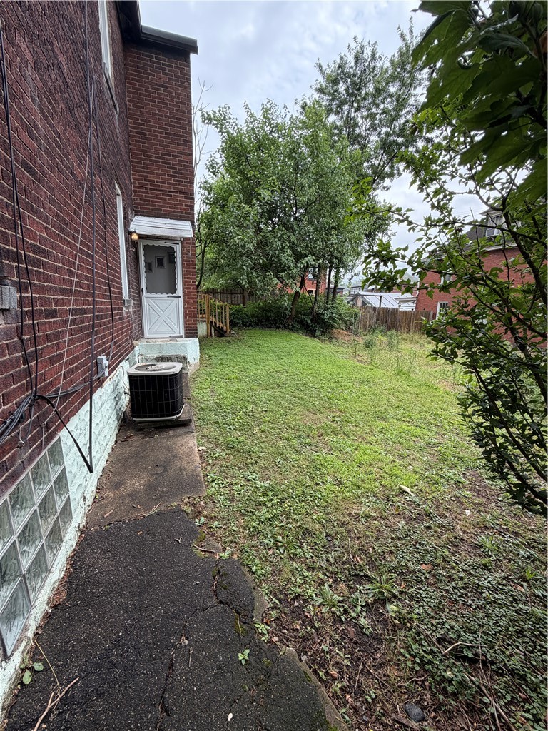 147 Auriles St — photo 2