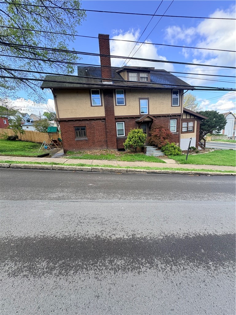 356 Locust Avenue — photo 2