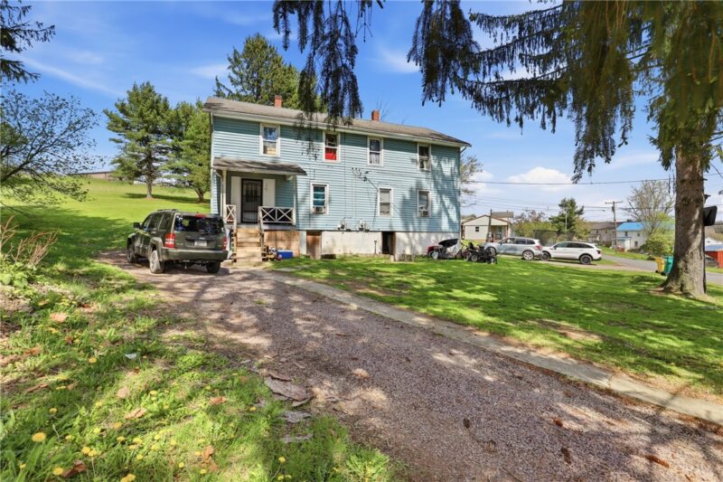 132 Waterloo Street — photo 4
