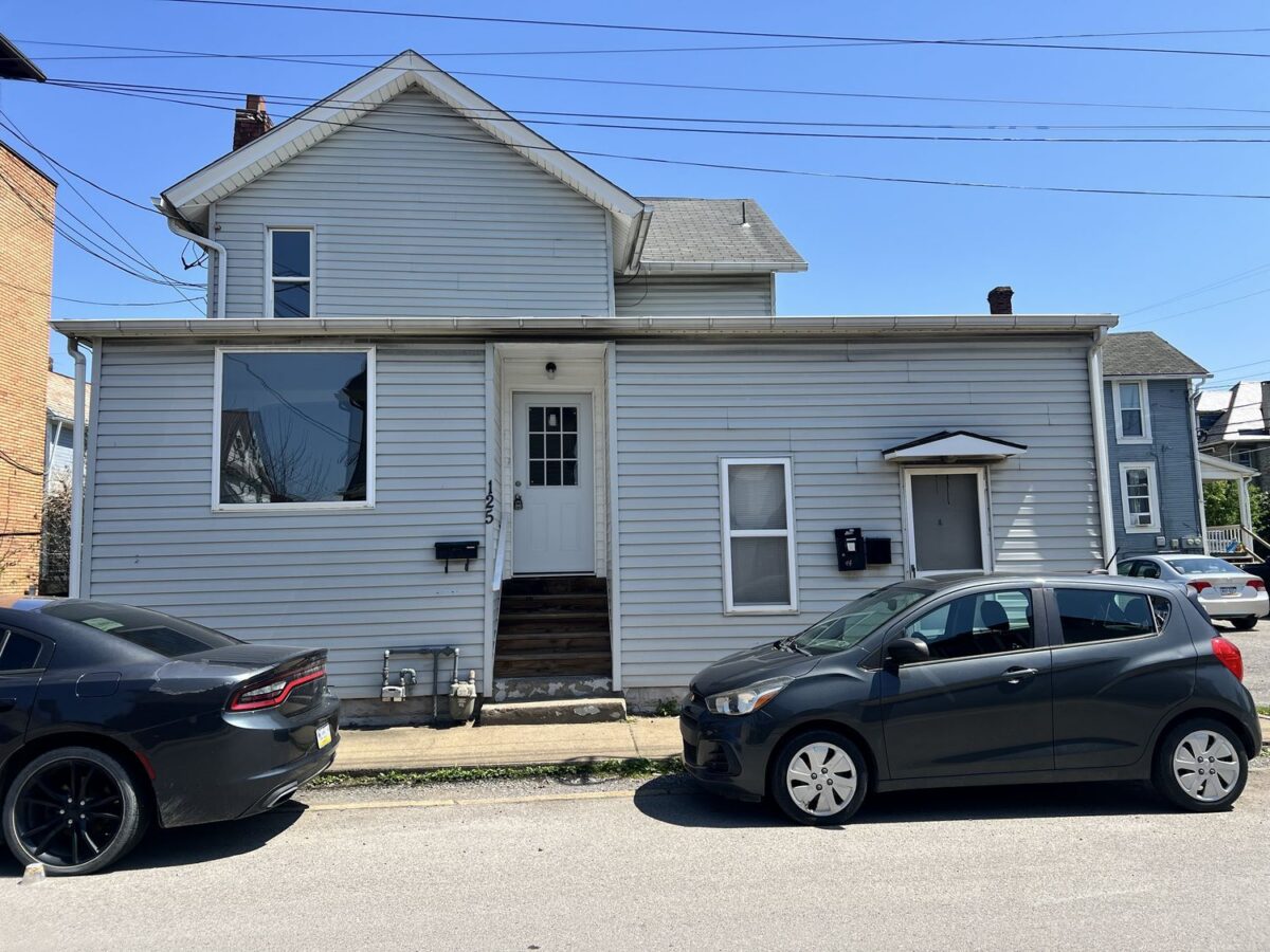 125 N Chestnut St — photo 1