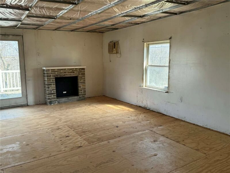 133 EMERY HEIGHTS RD — photo 4