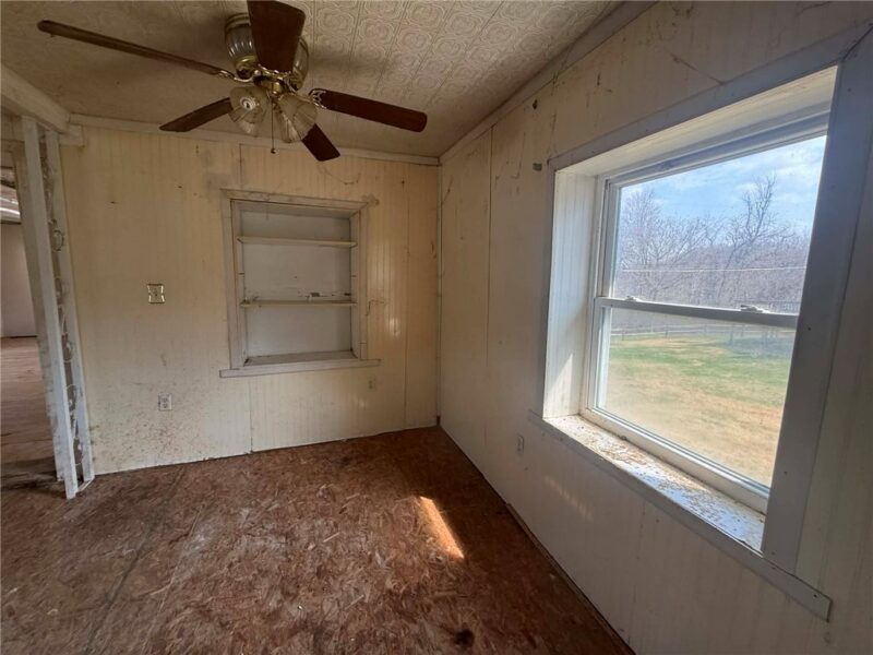 133 EMERY HEIGHTS RD — photo 7