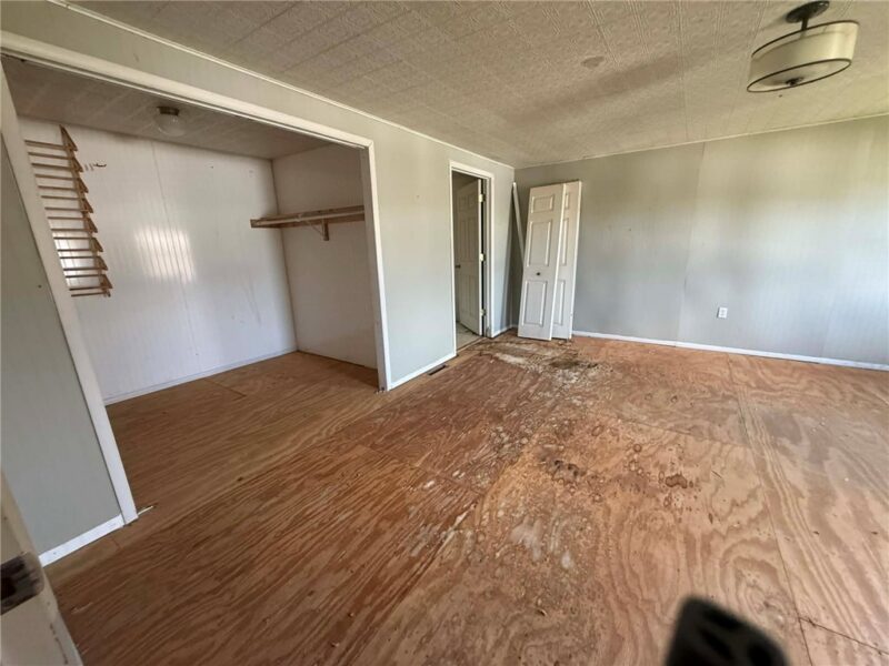 133 EMERY HEIGHTS RD — photo 8
