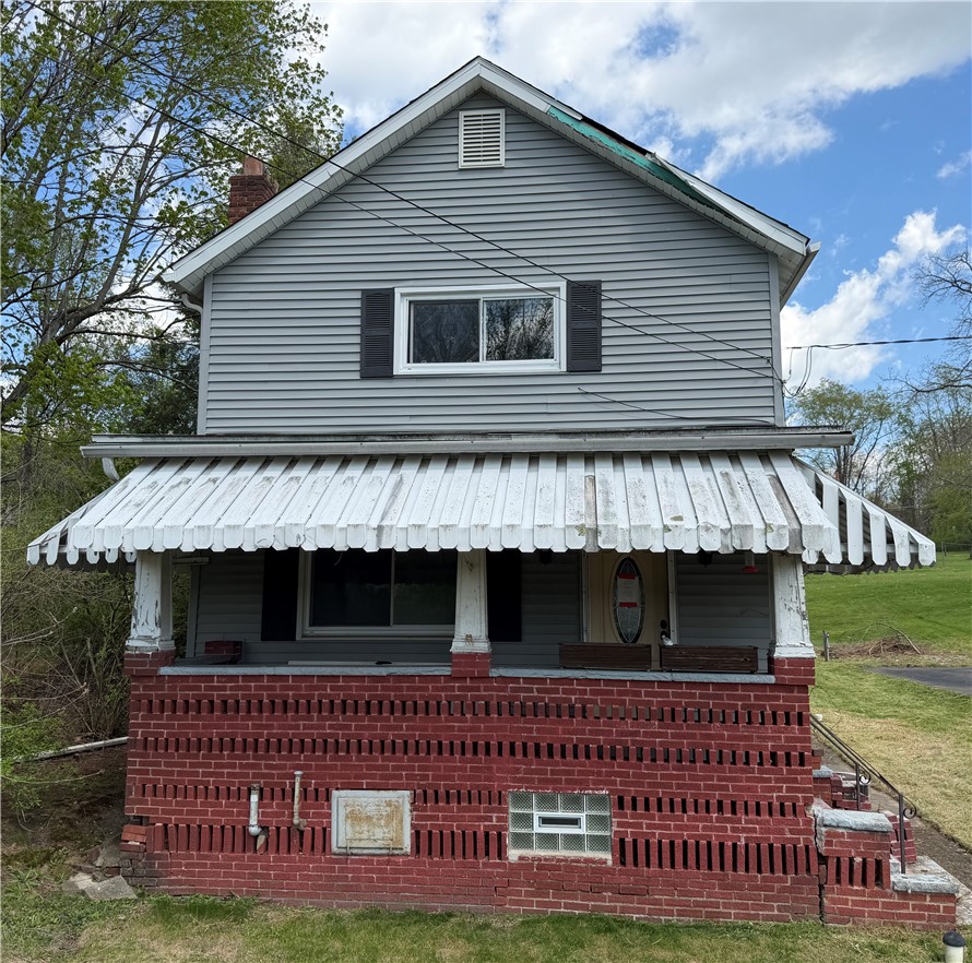 130 Carr Ave — photo 1