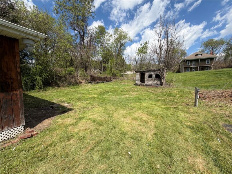 130 Carr Ave — photo 4