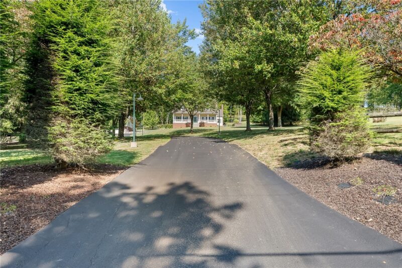 959 Bentleyville Rd — photo 3