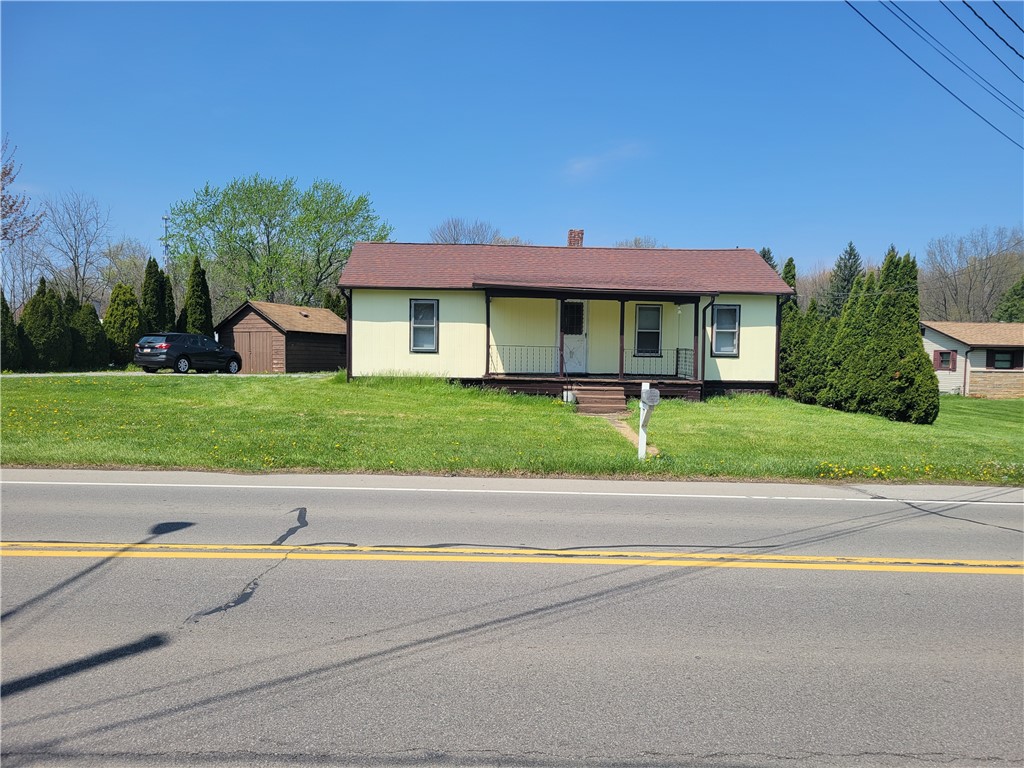 2000 Mercer Ave — photo 1