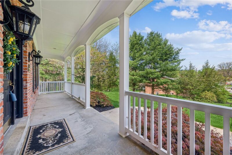 1140 S Whitmore Rd — photo 3