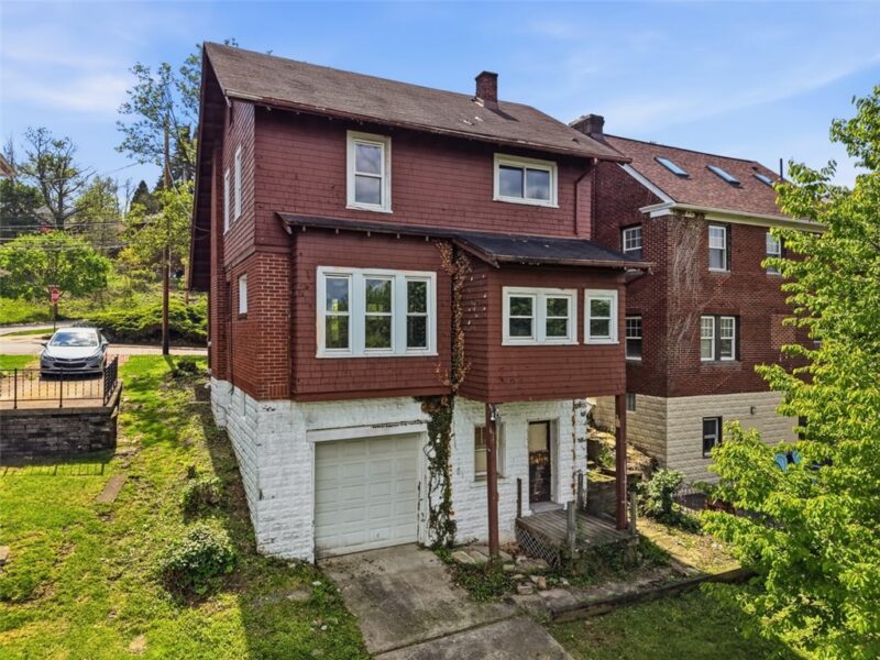 233 Barth Ave — photo 3