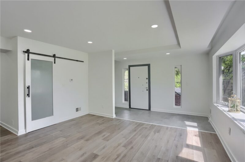 2513 Grove Rd — photo 7