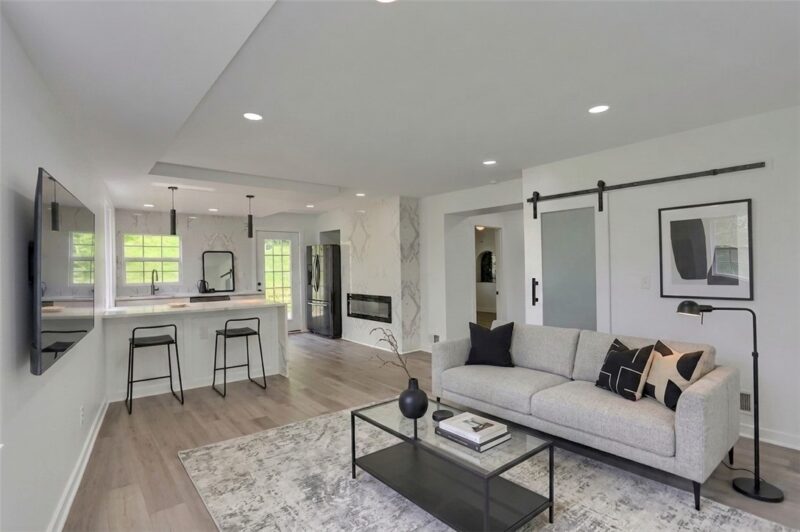 2513 Grove Rd — photo 8
