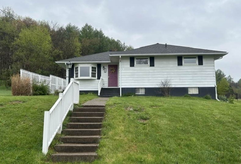 523 Penn Street — photo 1