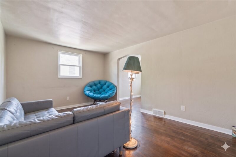 2703 Philadelphia Ave — photo 4