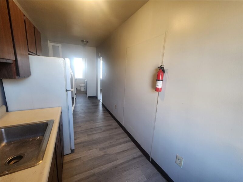 306 Campbell St — photo 8