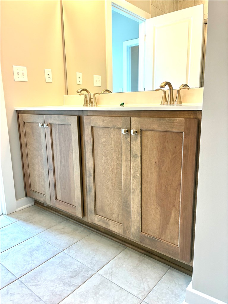 134 Independence Drive 105A — photo 8