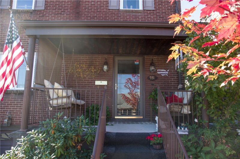 931 Liberty St — photo 2
