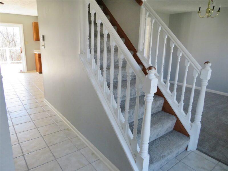 392 Pine Ridge Dr — photo 3