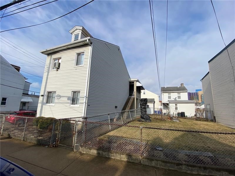 224 - 226 Ella St — photo 1