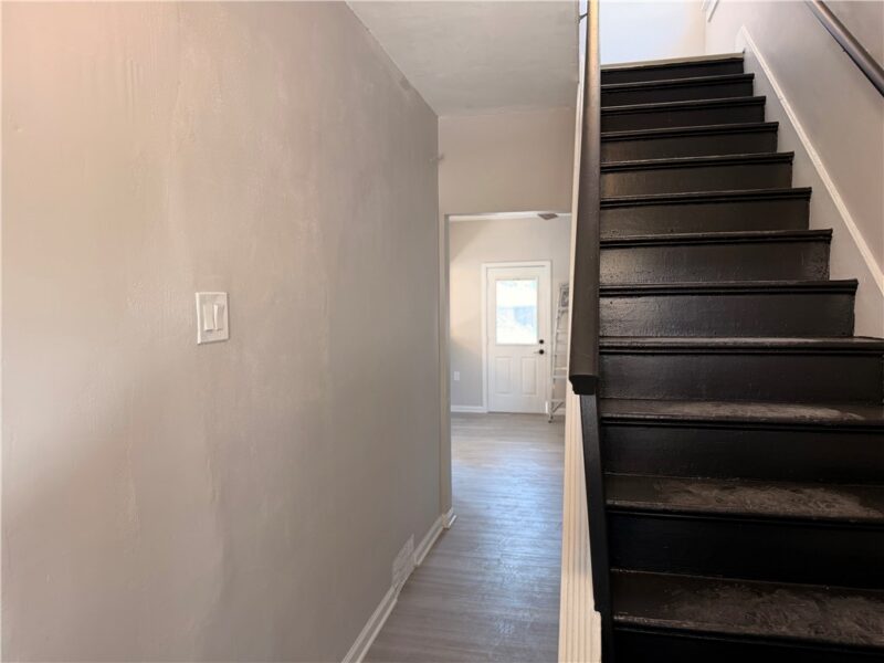 1219 Woodward Ave — photo 3