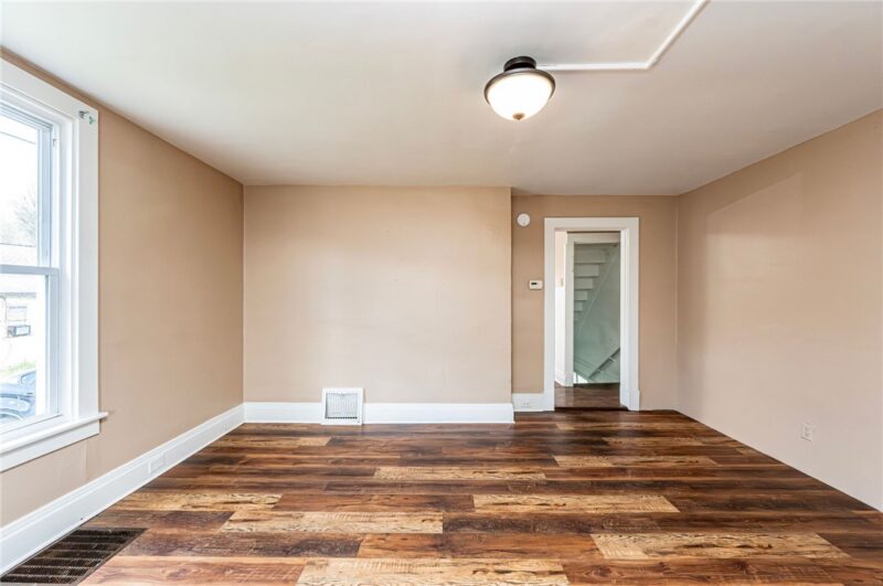 765 W Otterman St — photo 5